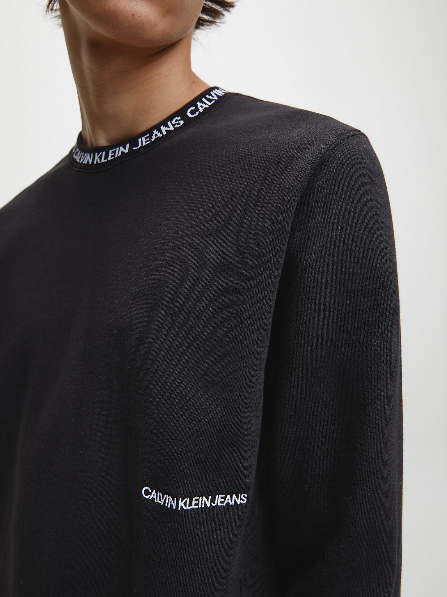 Buy Calvin Klein Institutional Logo Collar Sweatshirt Black Scandinavian Fashion Store