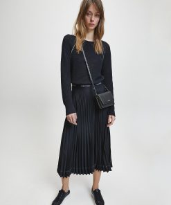 Calvin Klein Phone Crossbody Wallet Black