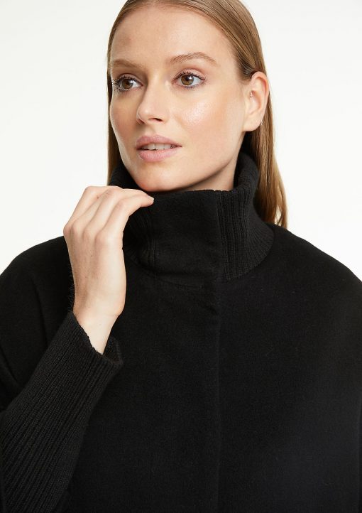 Comma, Cape Coat Black
