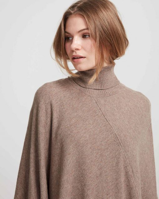 Holebrook Fia Rollneck Poncho Walnut