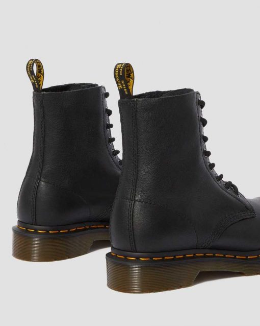 Dr. Martens Pascal Boot Black