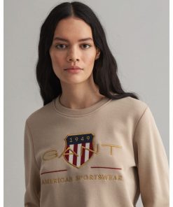 Gant Woman Archive Shield C-Neck Dry Sand