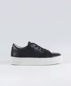 Sneaky Steve Moore W Black