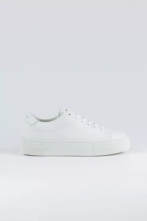 Sneaky Steve Moore W White