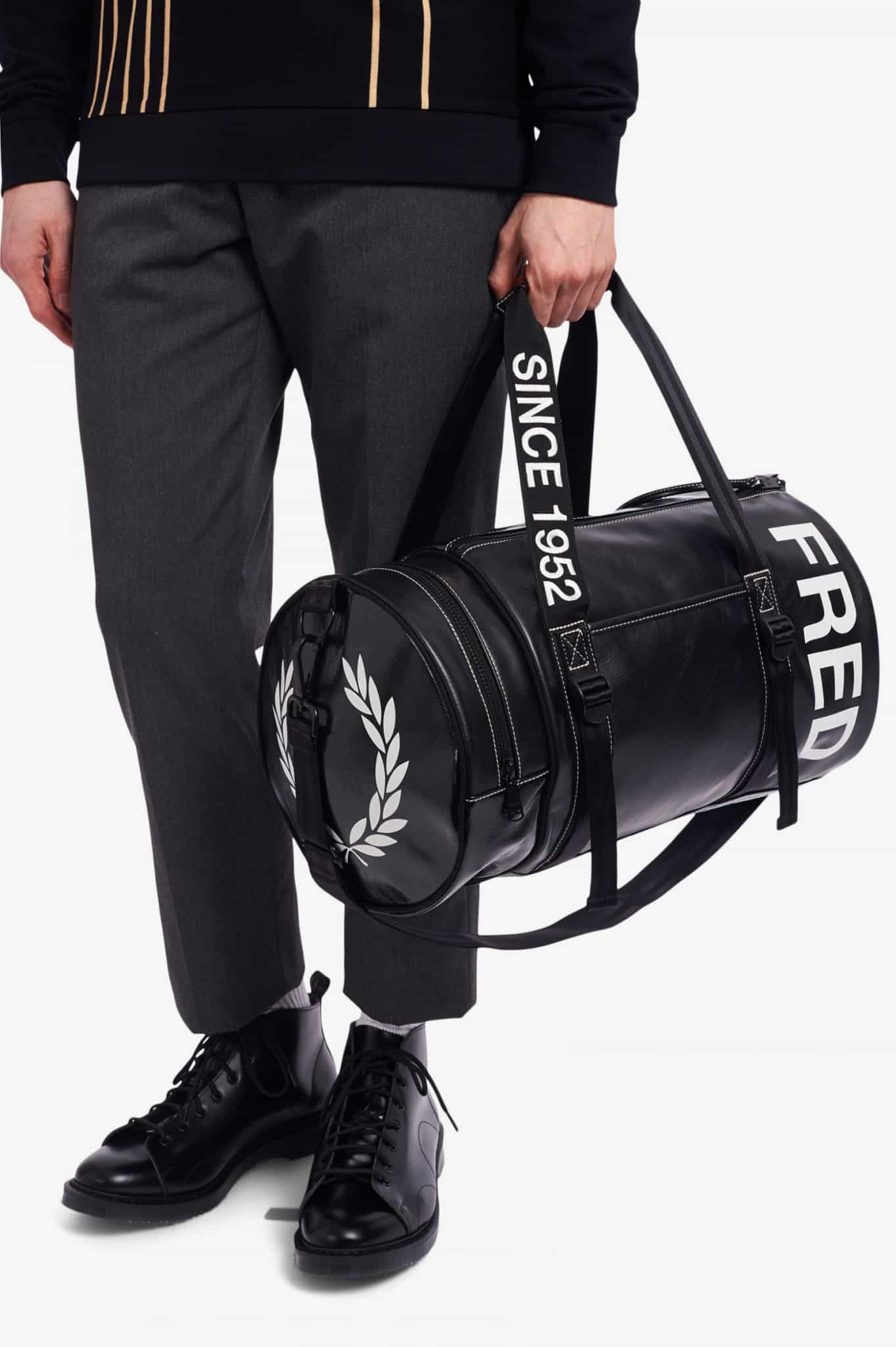Buy Fred Perry Laurel Wreath Barrel Bag Black - Scandinavian