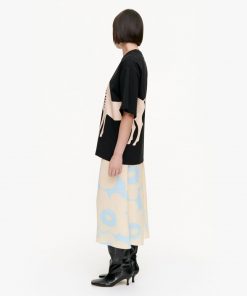 Marimekko Helmihopea Musta Tamma T-shirt Black