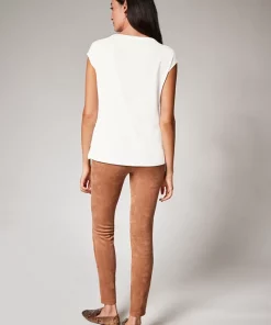 Comma, Layered Top White