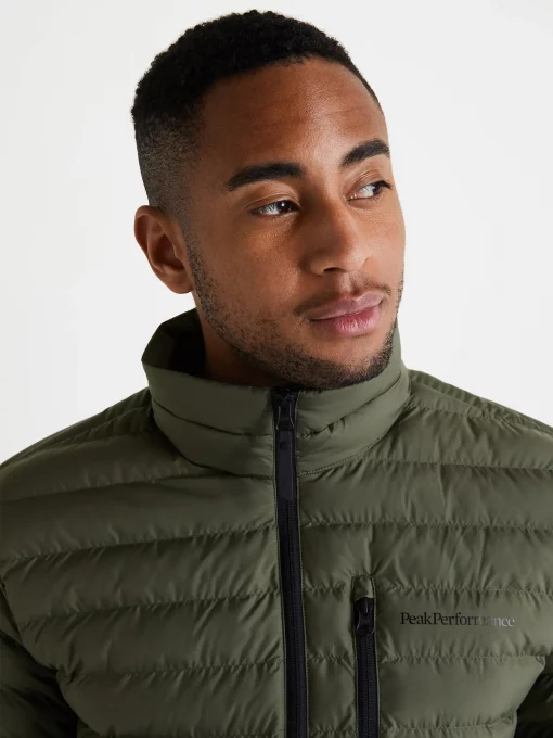 Peak Performance Rivel Liner jacket Men Pine Needle