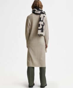 Gestuz Alphagz Long V-dress Warm Sand Melange