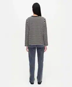 洋書 surrur tee oma marimekkosi Surrur: Make Your Own Marimekko: Mari Savio, Kati Rapia