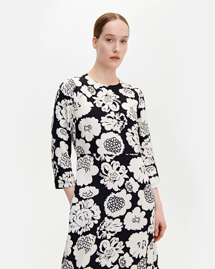 Buy Marimekko Janetta Pieni Pioni Dress - Scandinavian Fashion Store