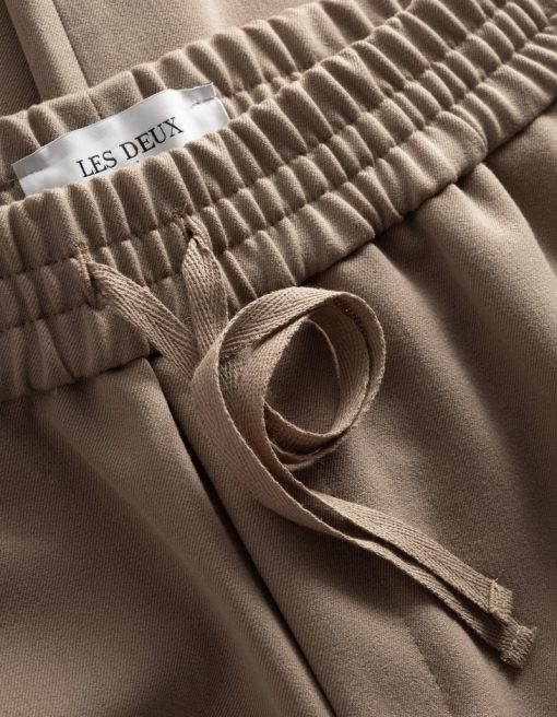 Les Deux Patrick Drawstring Pants Desert Taupe