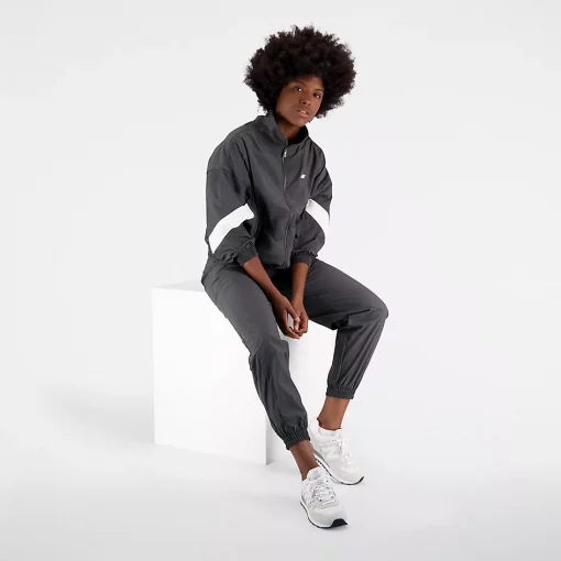 New Balance Athletics Remastered Woven Jacket Blacktop