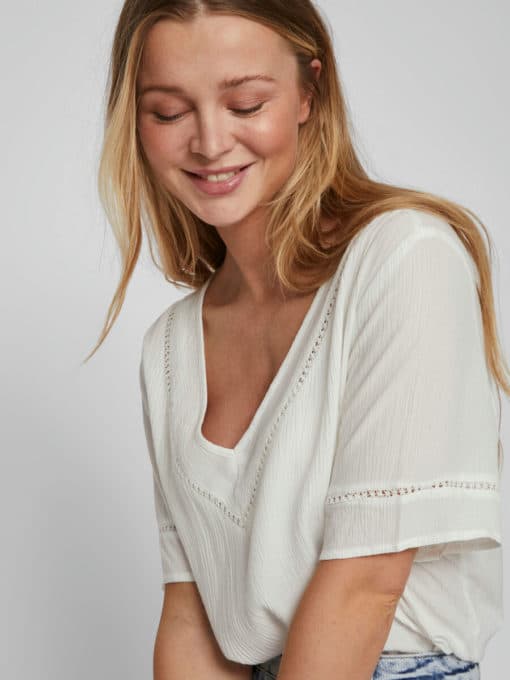 Vila Mesa Detail V-Neck Top Snow White