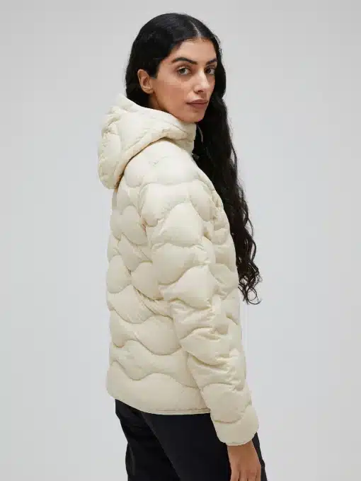 Peak Performance Helium Down Hood Jacket Women Sand Fog
