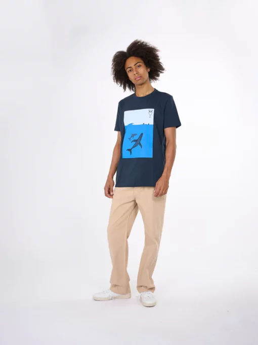 Knowledge Cotton Apparel Whale Front Print T-shirt Total Eclipse