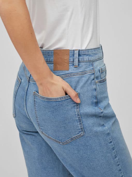 Vila Naomi Mom Jeans Light Blue Denim