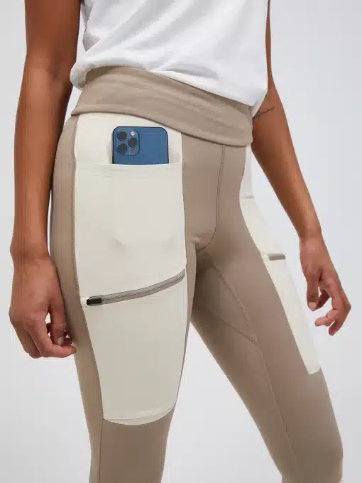 Peak Performance Vislight Track Tight Women Avid Beige/Sad Fog