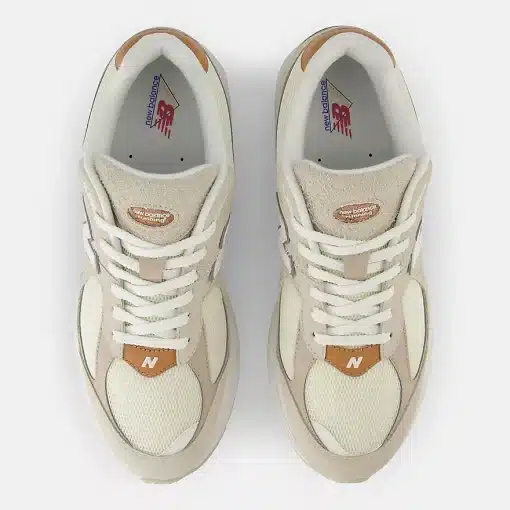 New balance 2002 Men Sandstone with incense and angora