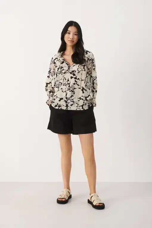 Part Two Amber Blouse Black Wallpaper Print