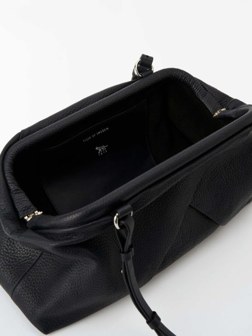 Tiger of Sweden Citta Bag Black Night Grape