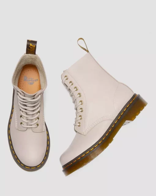 Dr. Martens Pascal Virginia Boots Vintage Taupe
