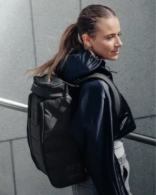 Db Hugger Backpack 20L Black Out