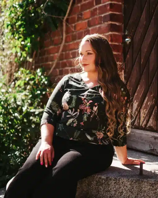 Nakoa Vera Blouse Mockingbird
