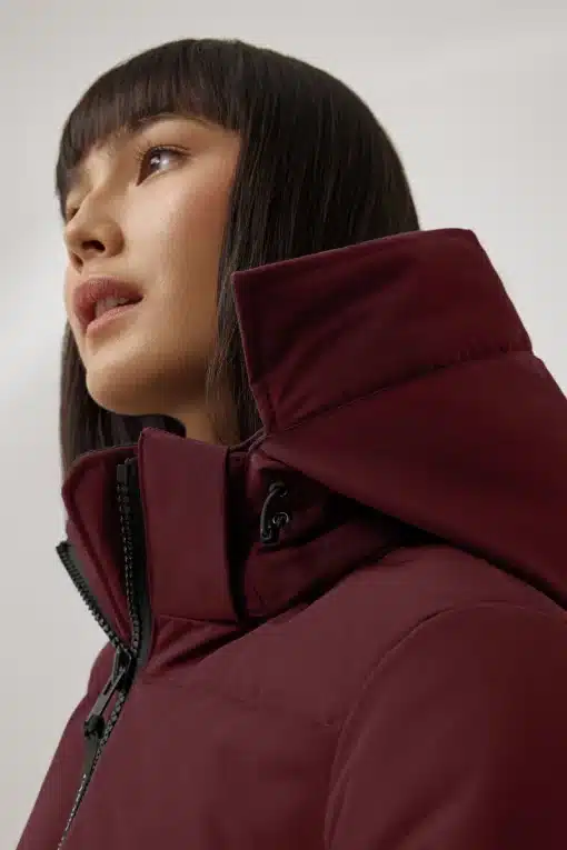 Canada Goose Mystique Parka Black Label Garnet Stone