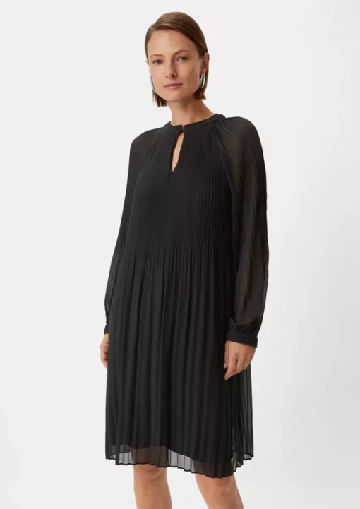 Comma, Plisee Dress Black