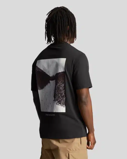 Lyle & Scott Ski Slope Graphic T-Shirt Black Ice