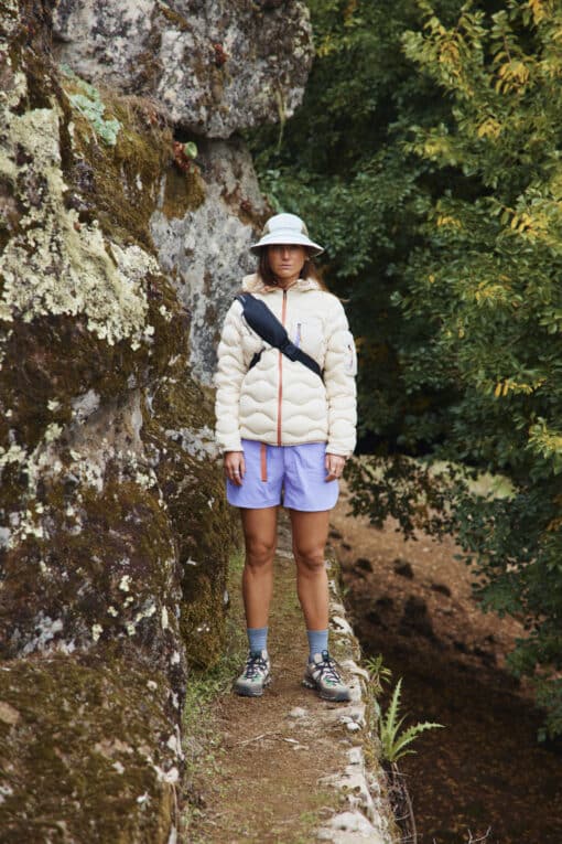 Peak Performance Helium Utility Down Hood Women Sand Fog