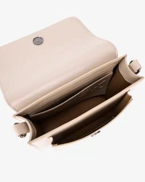 Hvisk Cayman Pocket Shiny Structure Light Nude
