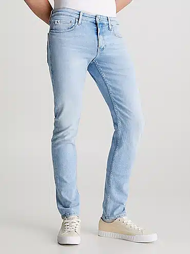 Shops light wash slim jeans