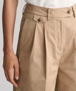 Gant Woman Pleated Chino Shorts Dark Khaki