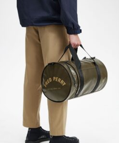 Fred Perry Tonal Barrel Bag Uniform Green/Gold