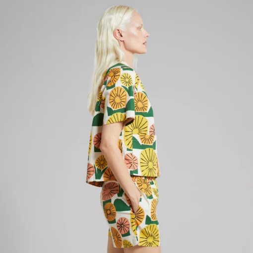 Dedicated Shirt Valje Dandelions Oat White