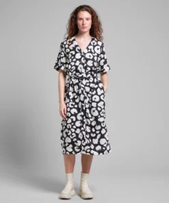 Dedicated Dress Kallvik Painted Leopard Black
