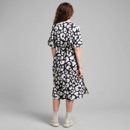 Dedicated Dress Kallvik Painted Leopard Black