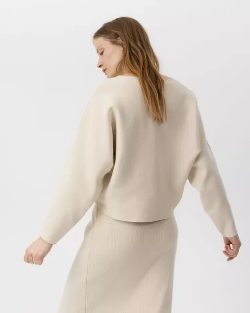 Holebrook Barbro V-neck Sandshell
