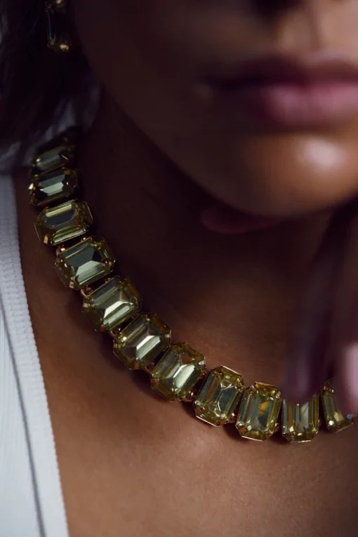 Bow19 Details Liz Necklace Soft Green
