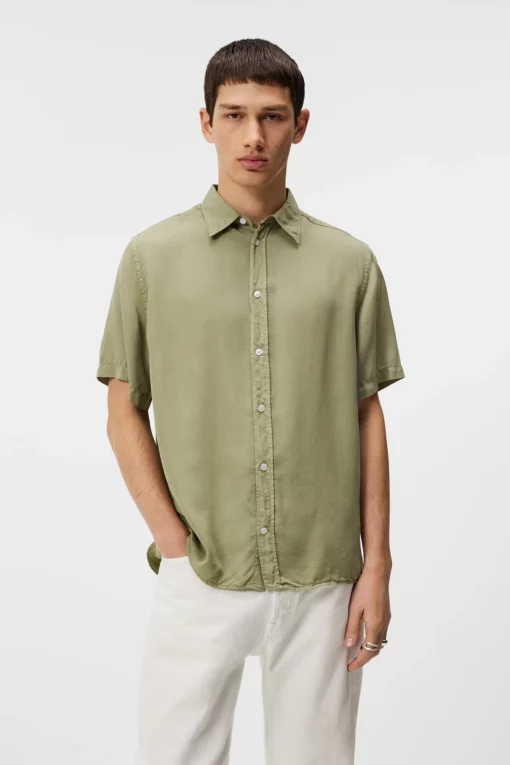 J.Lindeberg Reg SS Light Tencel Shirt Oil Green