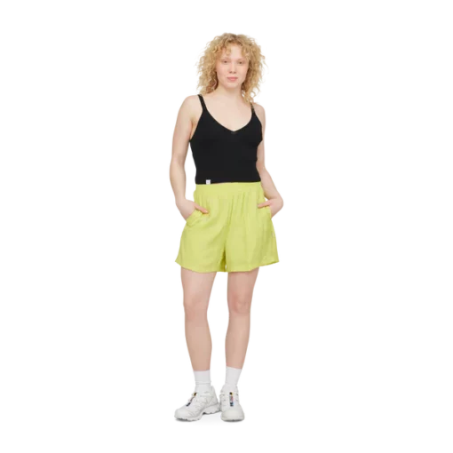 Makia Woman Ivy Shorts Daiquiri