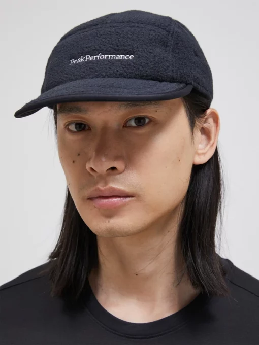 Peak Performance Fleece Cap Black