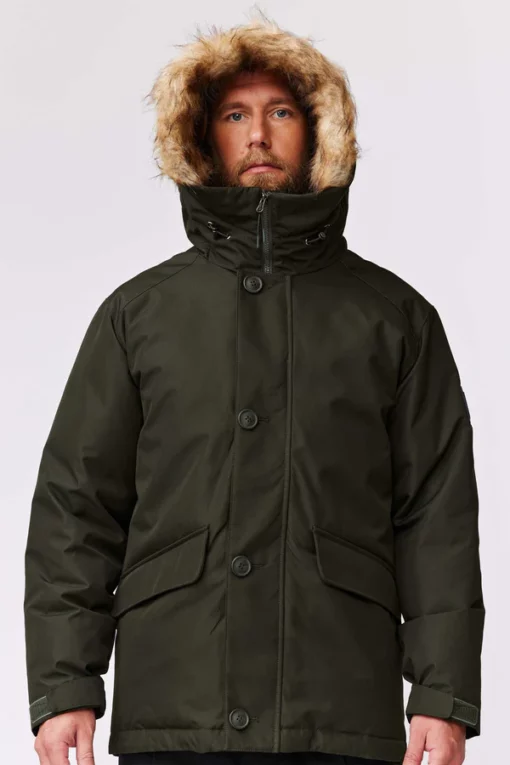 Makia Helsinki Parka Dark Green