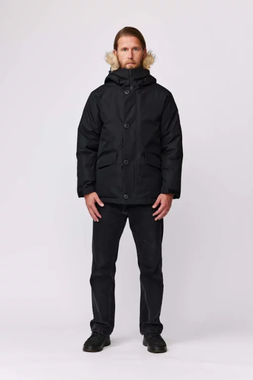 Makia Helsinki Parka Black