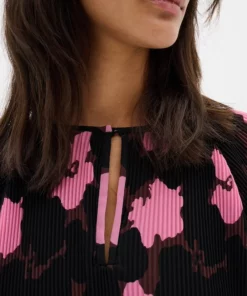 InWear Mendra Dress Cashmere Pink Cut Out Flower