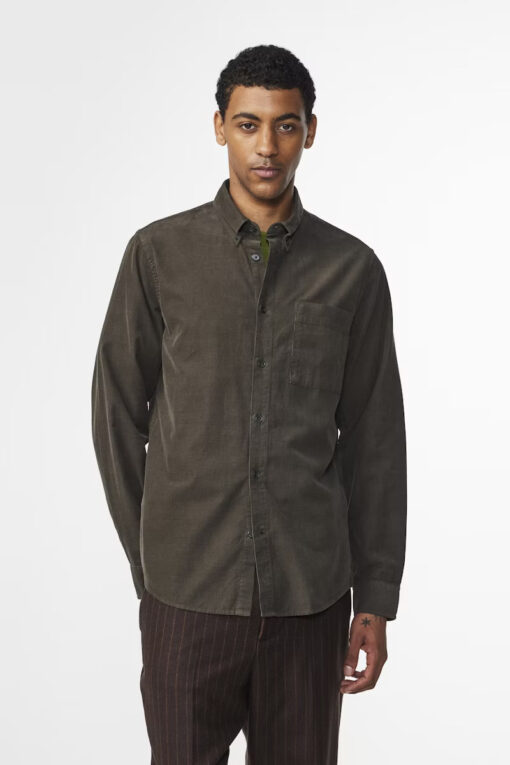 NN.07 Arne Baby cord Shirt Dark Army