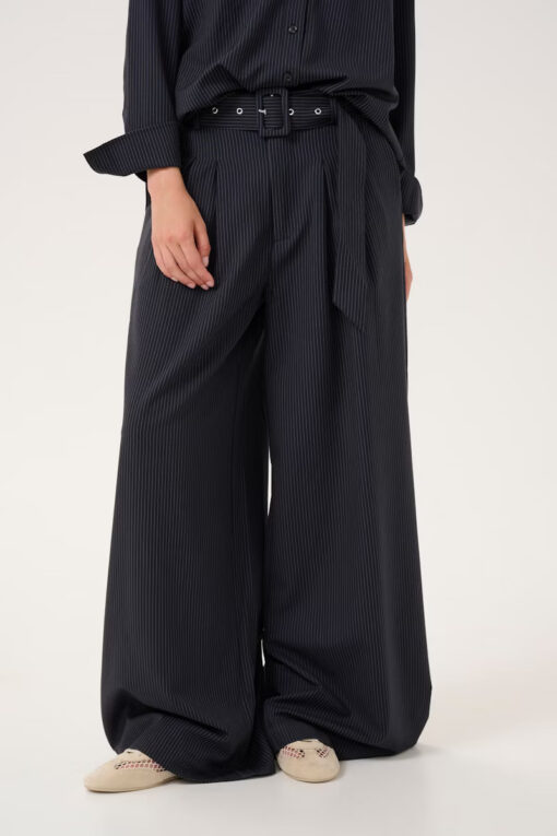My Essential Wardrobe VittaMW Trousers Dark Sapphire Blue W. stripe