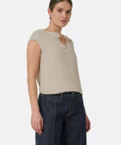 Comma, Satin T-Shirt Beige